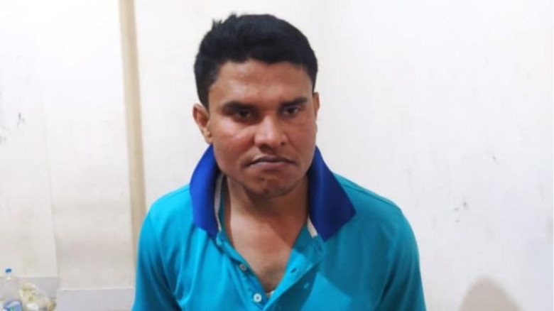 আড়াইহাজারে ইয়াবাসহ স্বেচ্ছাসেবকদল নেতা গ্রেফতার