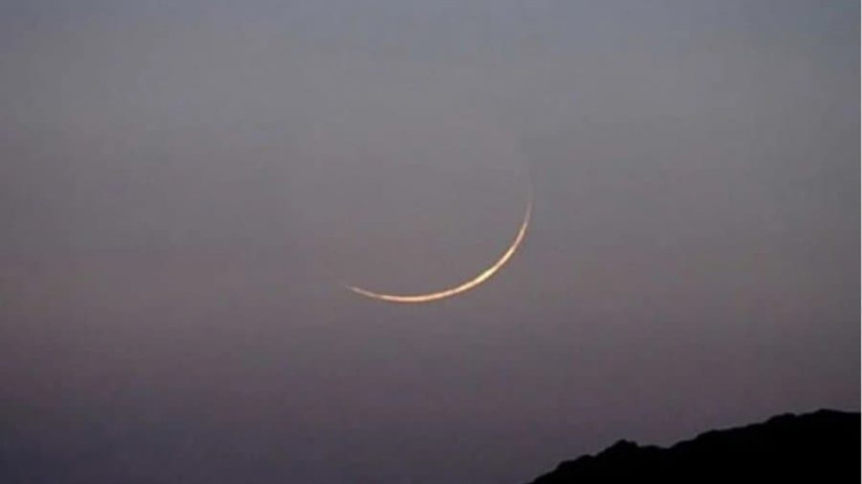 কাল ঈদ, ঈদের জামাতের জন্য প্রস্তুত ঈদগাহ