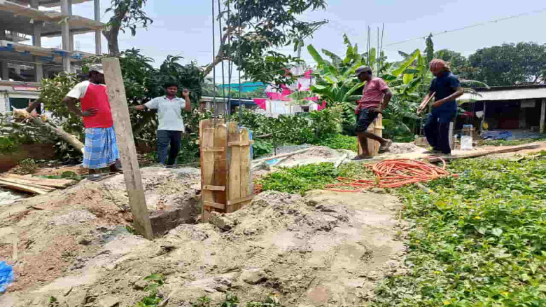 দেড় যুগ পর আওয়ামী লীগ দোসরের কাছ থেকে জমি ফিরে পেল প্রকৃত মালিক
