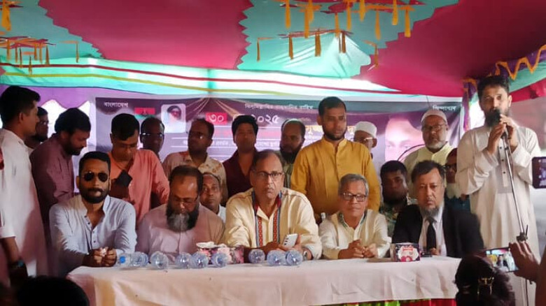 নির্বাচিত সরকার রাষ্ট্রক্ষমতায় না এলে সংকট দূরীভূত হবে না : শামসুজ্জামান দুদু