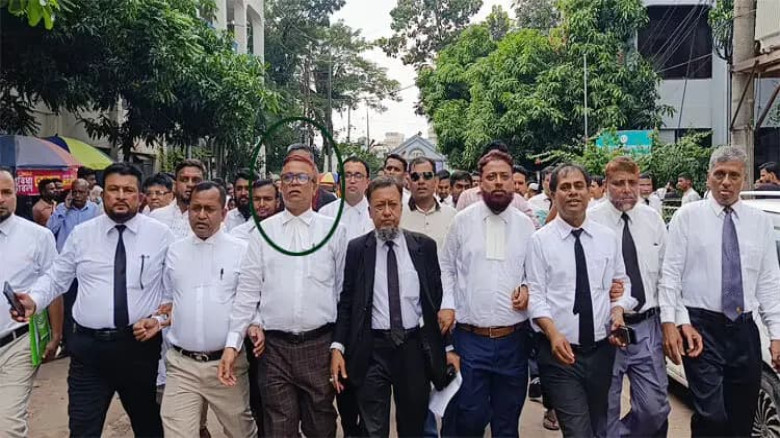 আদালতে বাদী পরিবারকে হামলা : জামিন পেলেন বিএনপি নেতা সাখাওয়াত