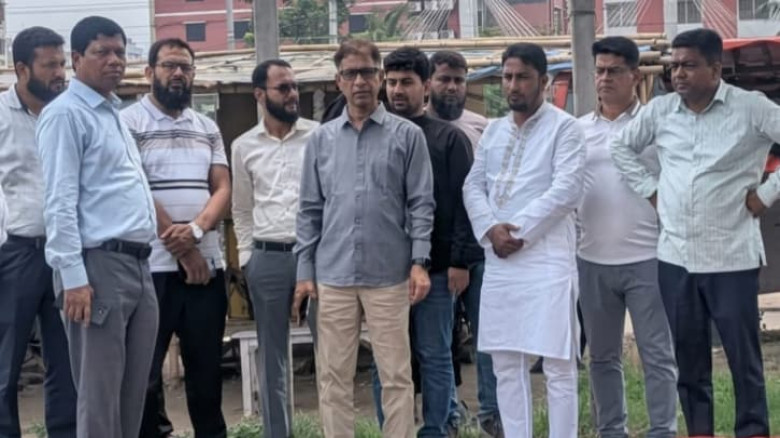 আধুনিক লাশ গোসলের ঘর ও অ্যাম্বুলেন্স স্ট্যান্ডের উদ্যোগ গ্রহণে মামুন মাহমুদ