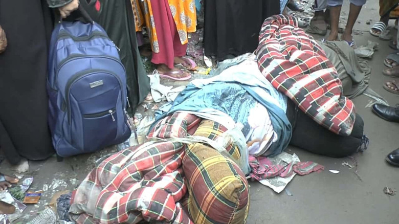 ফতুল্লায় তোশকে মোড়ানো বিকাশ ব্যবসায়ীর মরদেহ উদ্ধার
